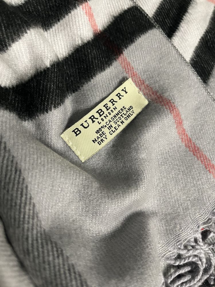 Burberry London - szal z kaszmiru