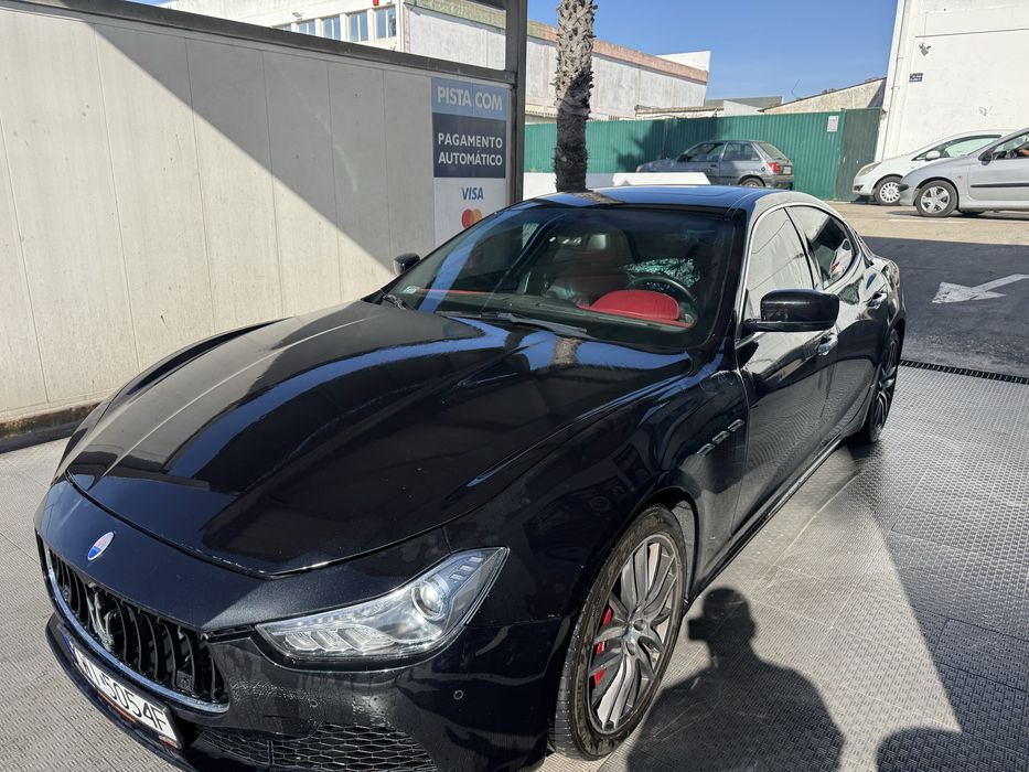 Maserati Ghibli 3.0 v6 twin turbo Sq4 410 cv