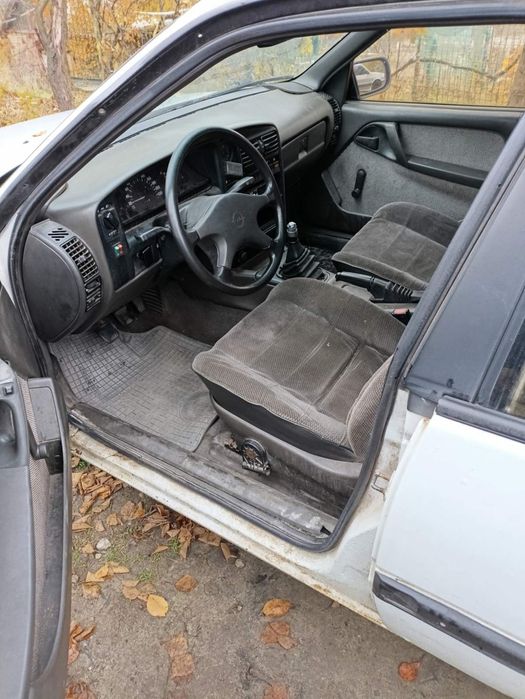 Продам Опель Омега