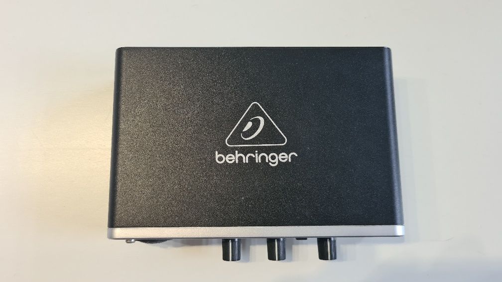 Interfejs audio Behringer UMC22 U-Phoria + kabel