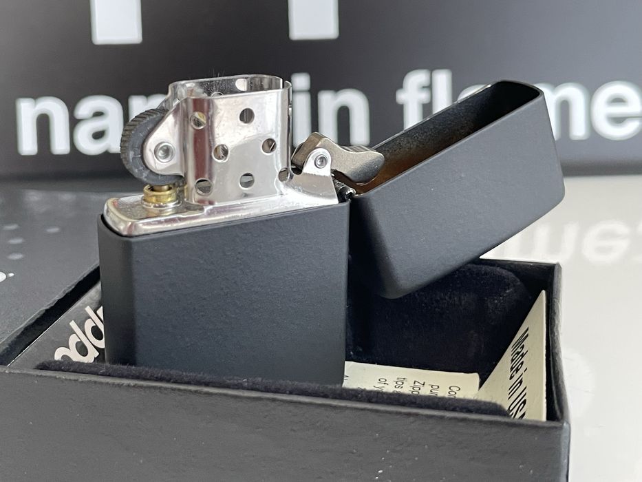 Zapalniczka Zippo Skull Claw Design, czaszka, Black Matte, NOWA
