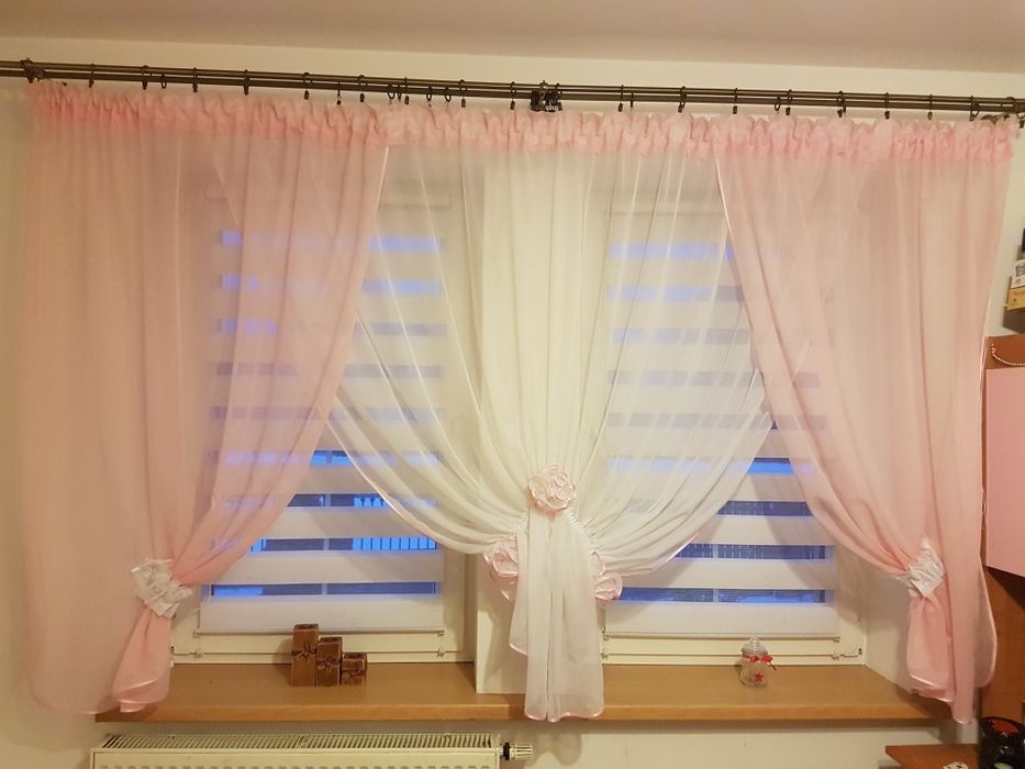 Śliczna  firana 240x150cm