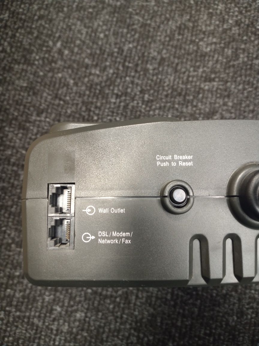 Zasilacz awaryjny APC Back-UPS ES 400 z akumulatorem