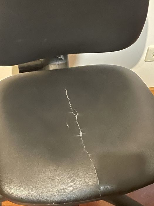 Cadeira de escritório giratória