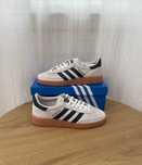 Aluminum Black\Piłka ręczna*adidas nowy UnisexTrampki.37