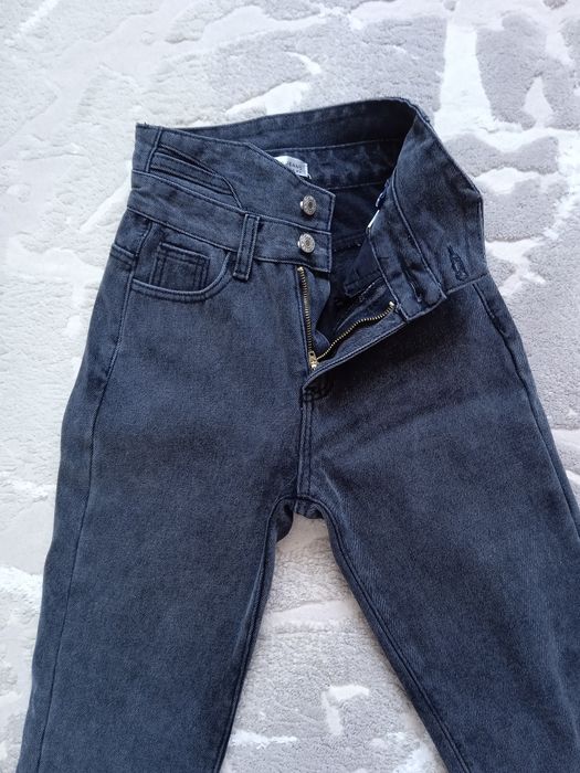 Утеплені джинси на дівчинку6-7років