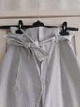 Spodnie z wysokim stanem od H&M w rozmiarze 36