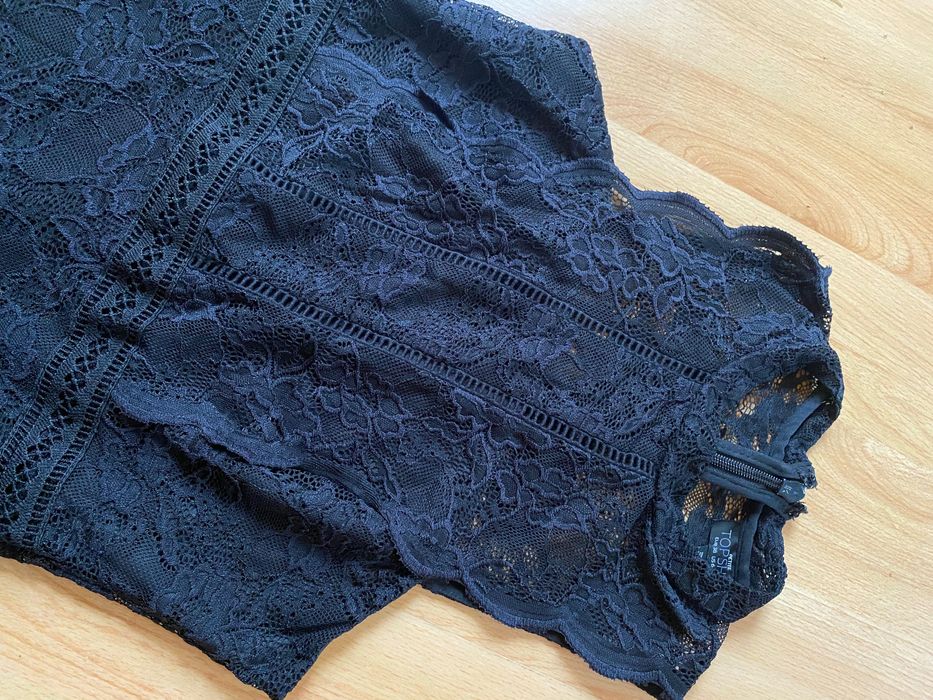 Sukienka wizytowa czarna koronka