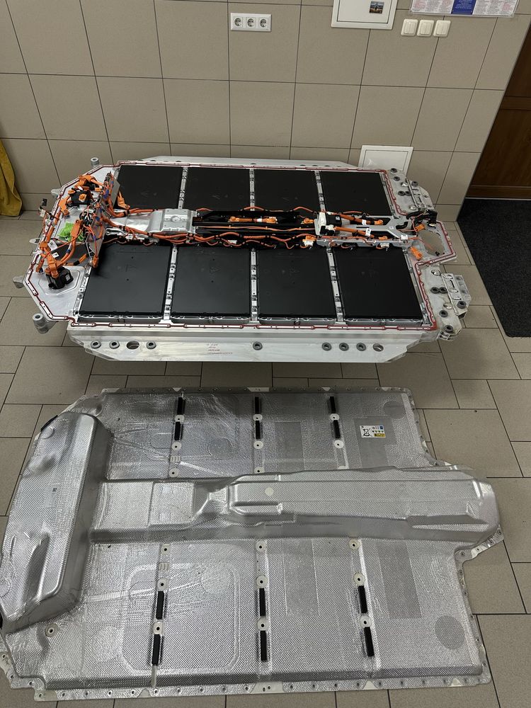 BMW i4 G26 батарея edrive 35e 70kw акумулятор бмв і4 г26