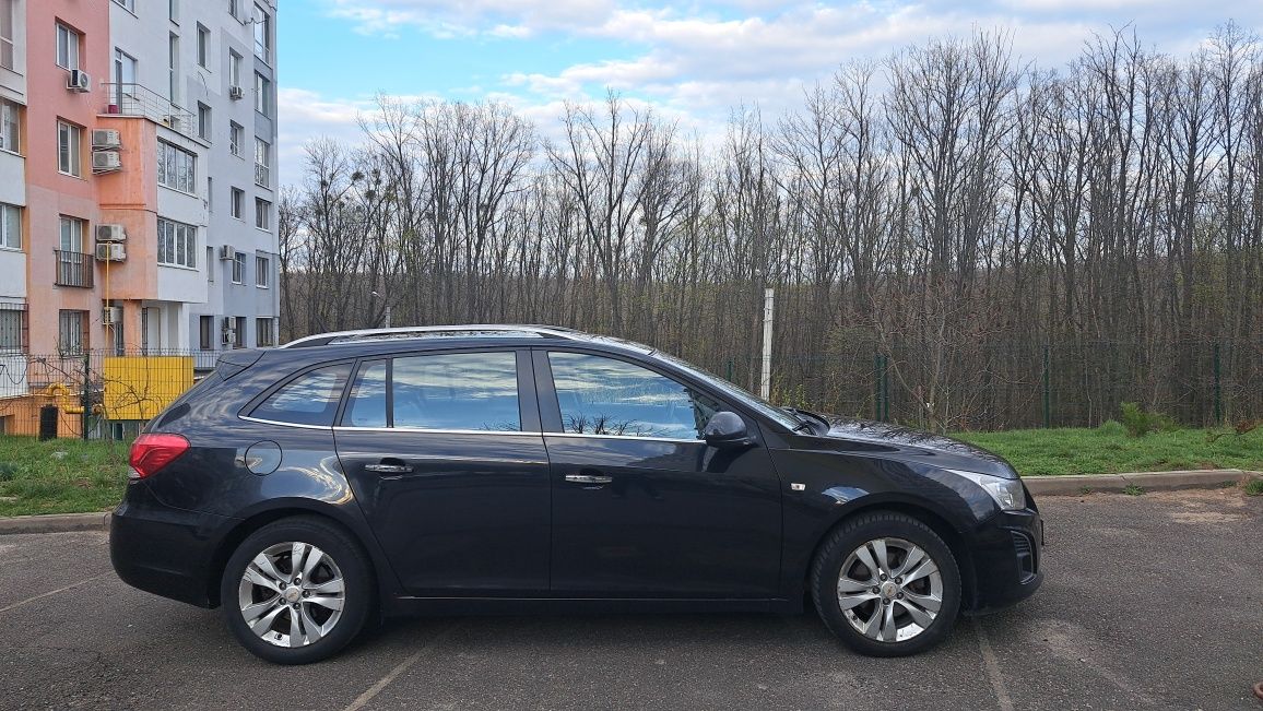 Chevrolet Cruze 2012 року