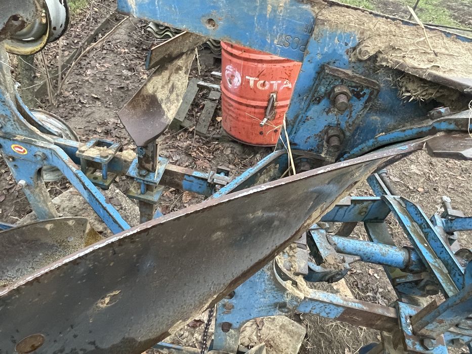 Pług obrotowy 2 skibowy FROST