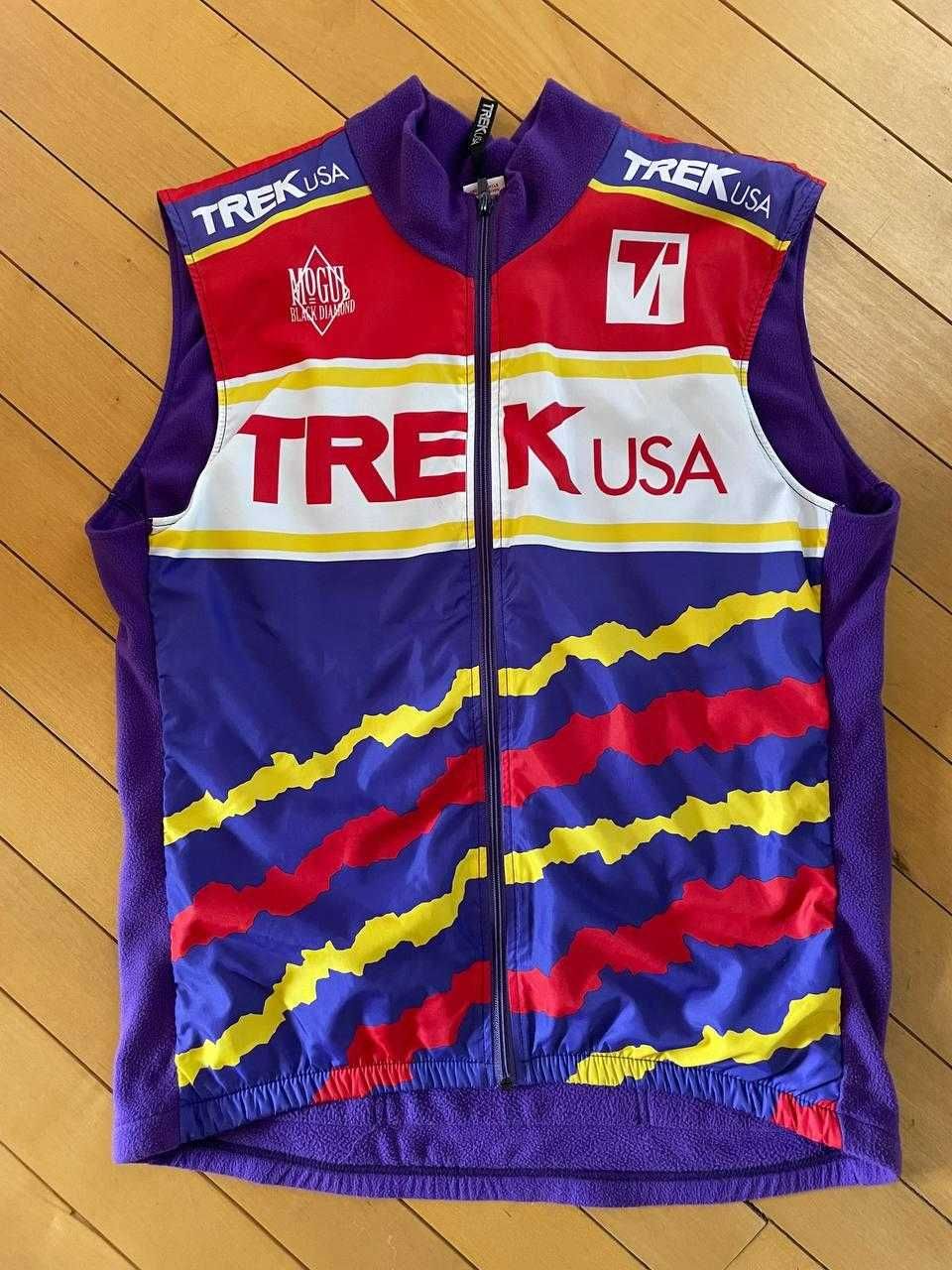 Продам жилет Trek