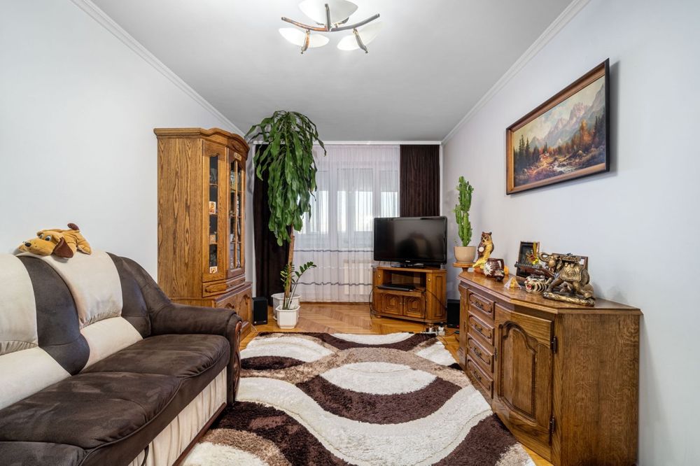 Пропоную для купівлі 3 кімнатну квартиру на вул.Леонтовича