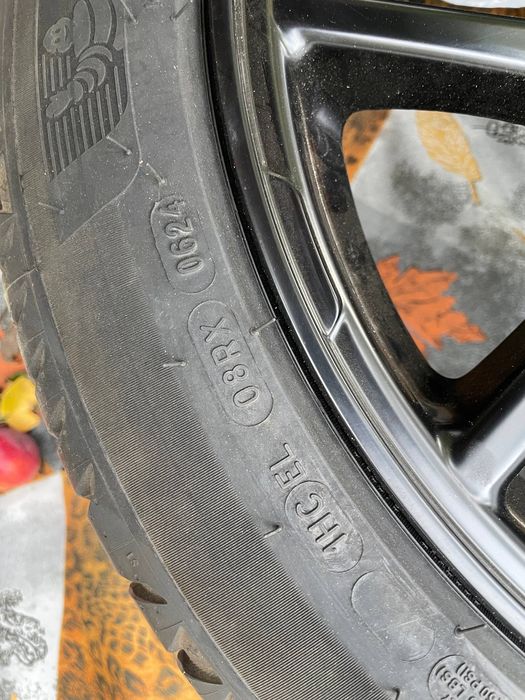 Диски на Теслу r18 оригінал