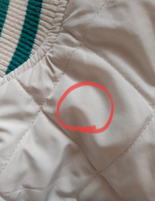 Kurtka, bejsbolówka Bershka