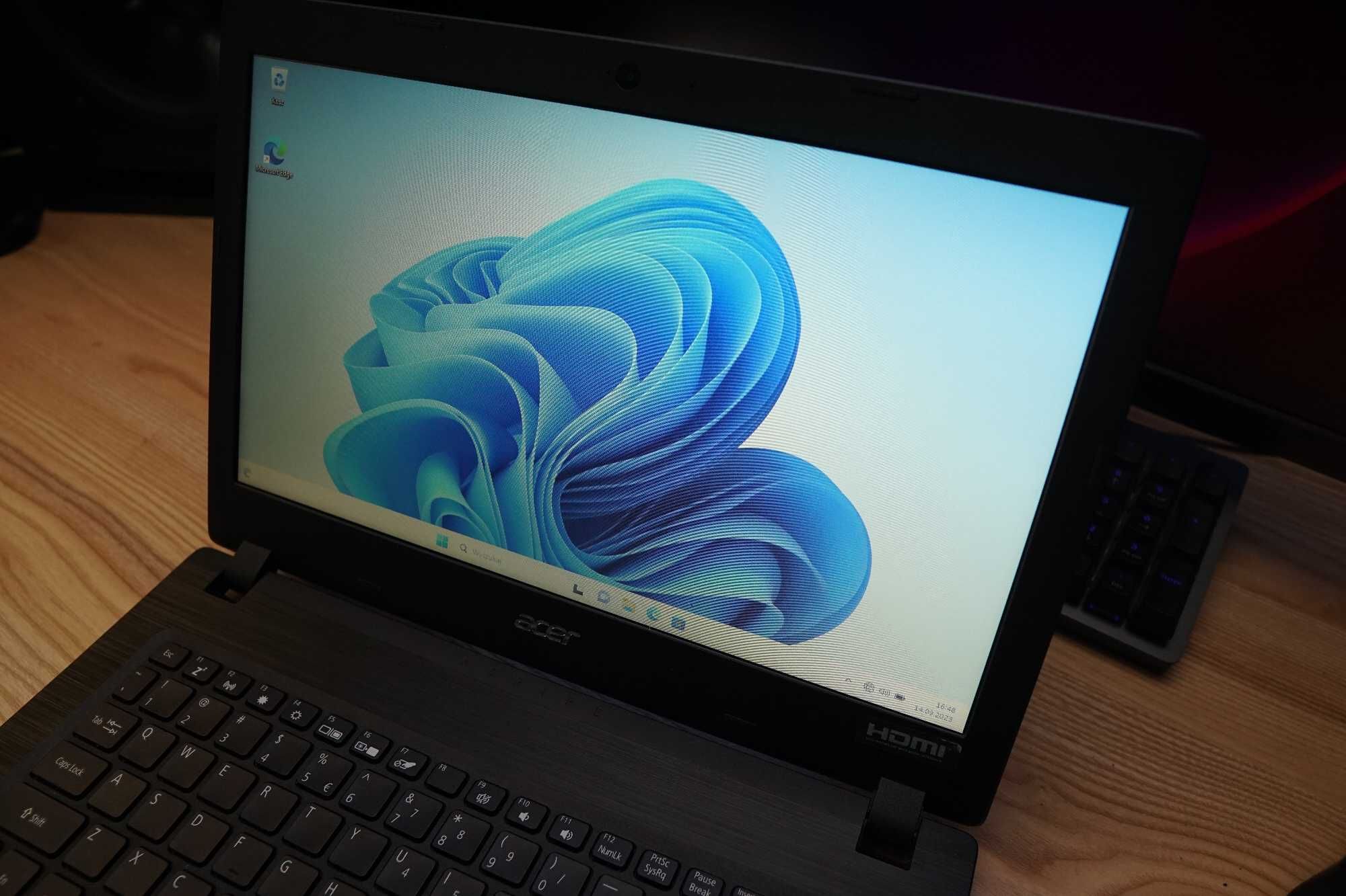 Laptop Acer a314-32 8gb ram, 256gb SSD, windows 11. bat 4h 14 cali