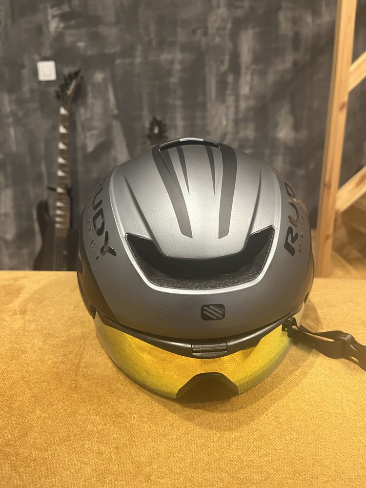 Kask rowerowy Rudy Project Volantis z szybka, rozmiar M