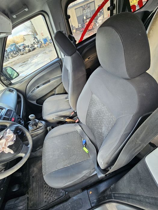 Fiat Doblo II 1.4 wszystkie części