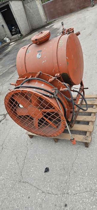 Pulverizador trator