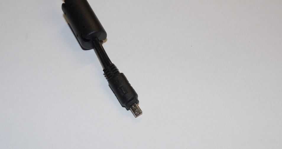Kabel 2xRCA mini-USB 8pin/ kabel AV do kamer