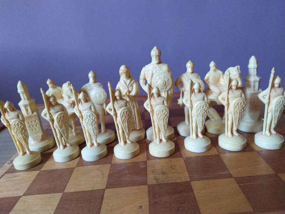 Шахматы Витязь,  Киевская Русь