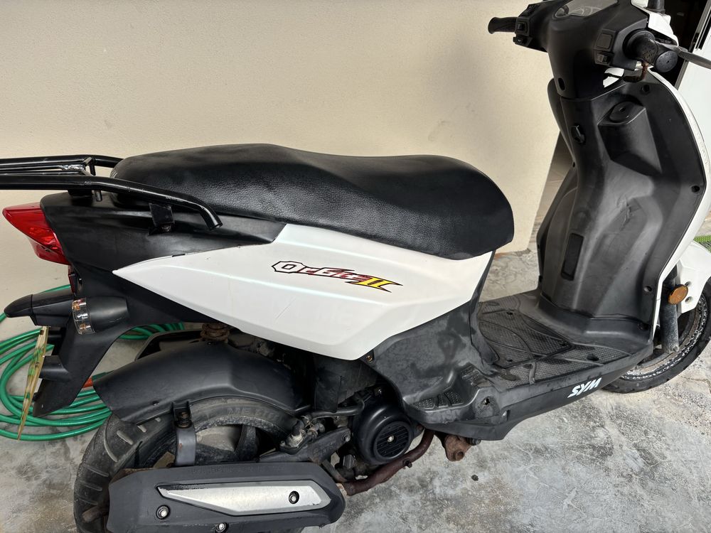 Vendo Moto Sym Acelera