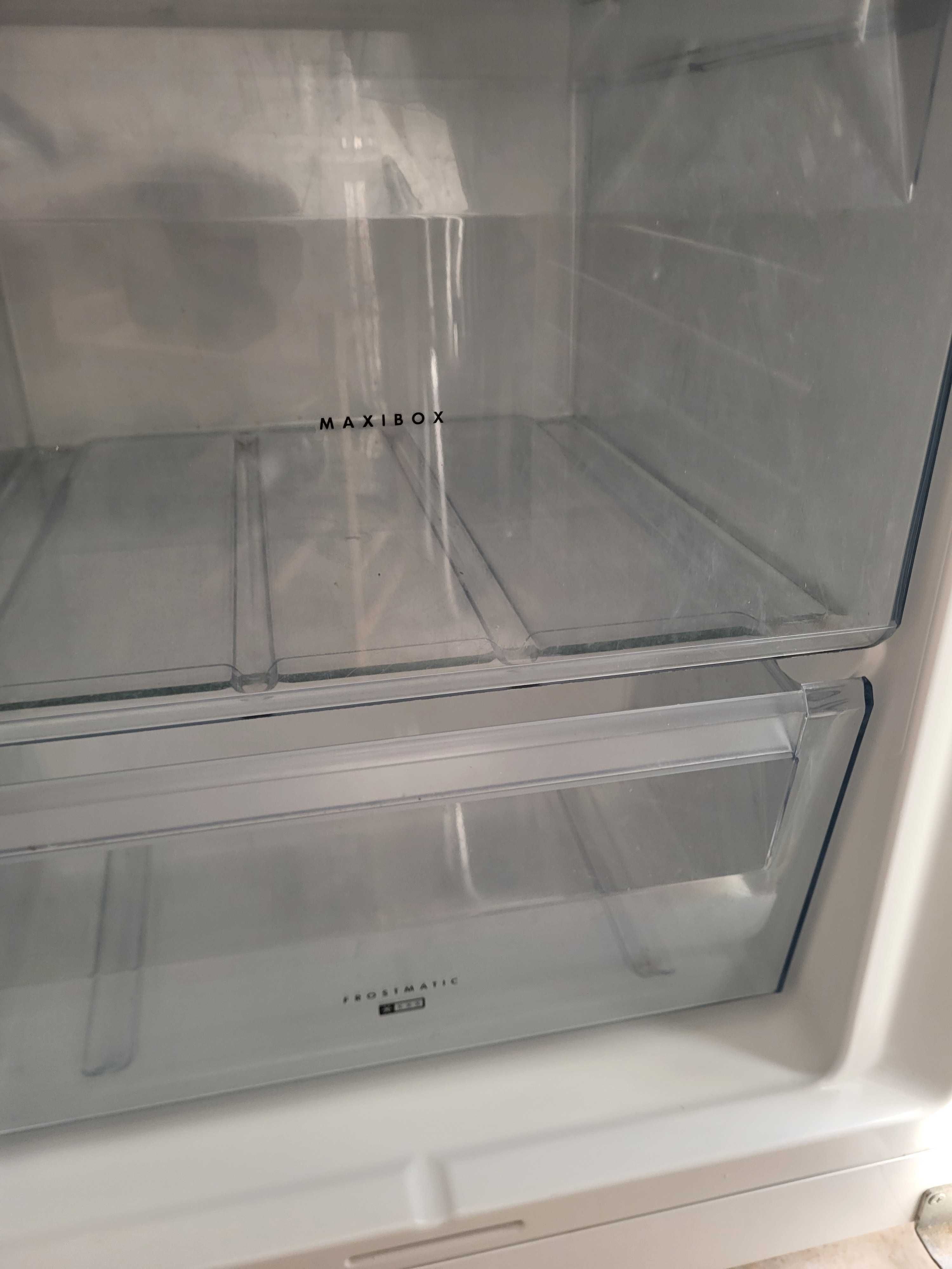 Frigorífico combinado AEG