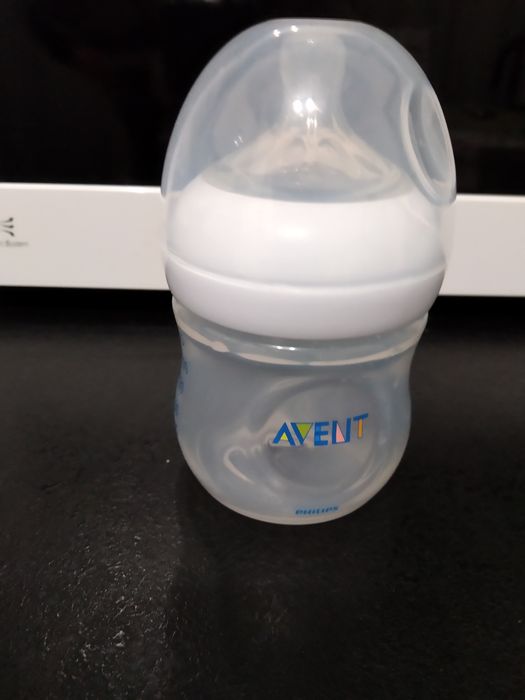 Бутылочка для кормления AVENT б/у