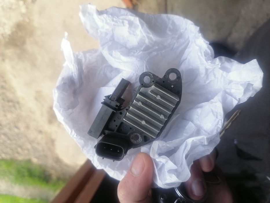 Регулятор напряжения (шоколадка) СК1