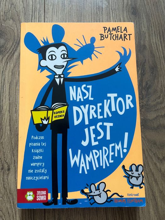 Nasz dyrektor jest wampirem !