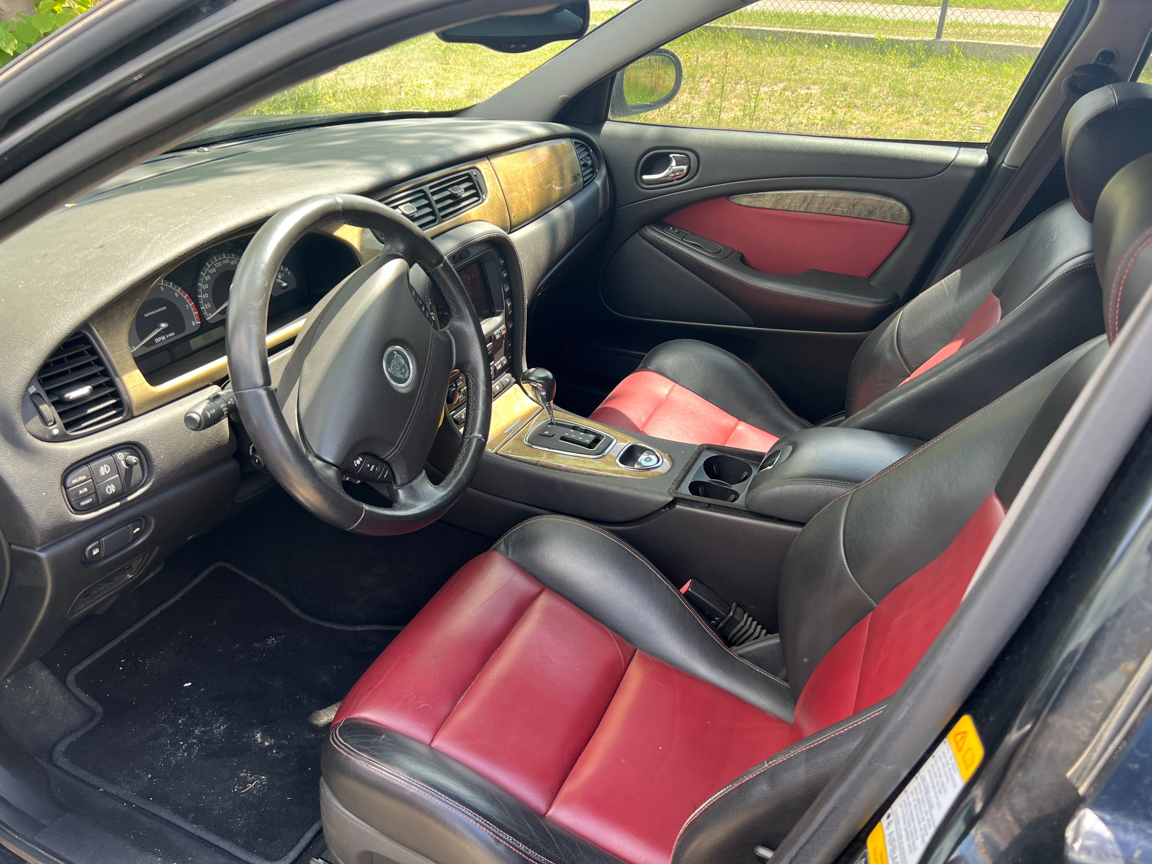 Jaguar S-Type R 4.2 V8 400KM