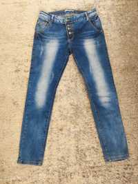 Damskie jeansy, spodnie roz M