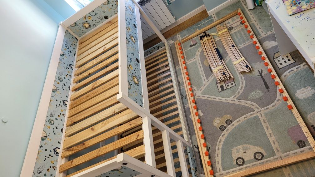 Łóżko ikea kura kosmos planety