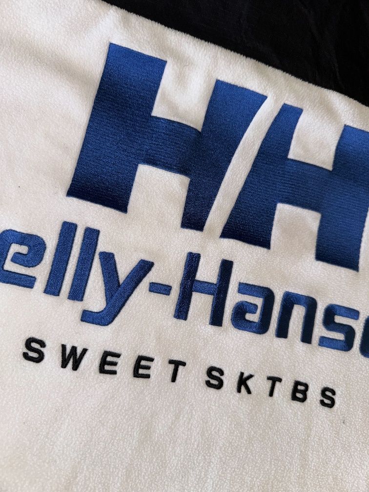 Helly Hansen × Sweet Sktbds