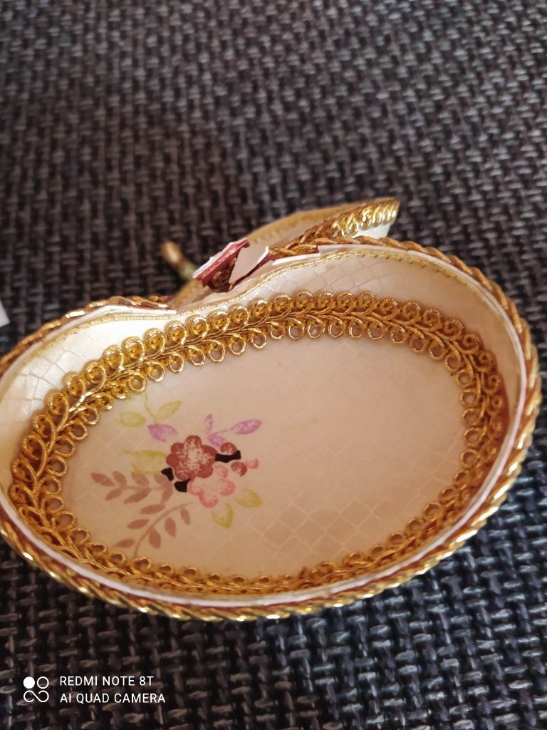 Stare vintage prl pudełeczko na biżuterię