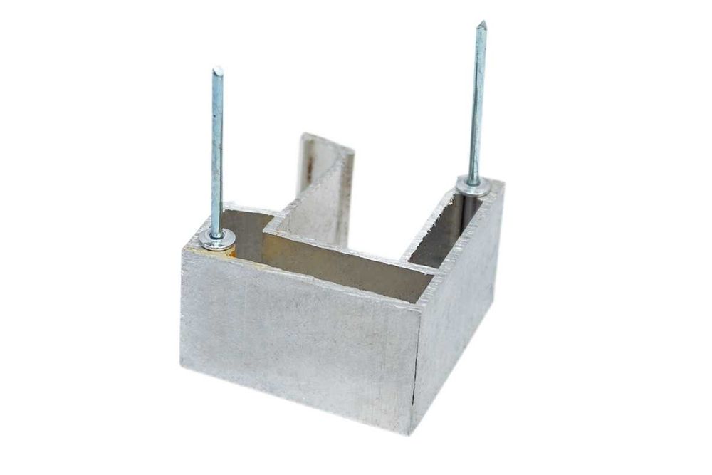 Profil aluminiowy mocujący 40x40 Rowek 20mm konstrukc. WPC ALU Ocynk