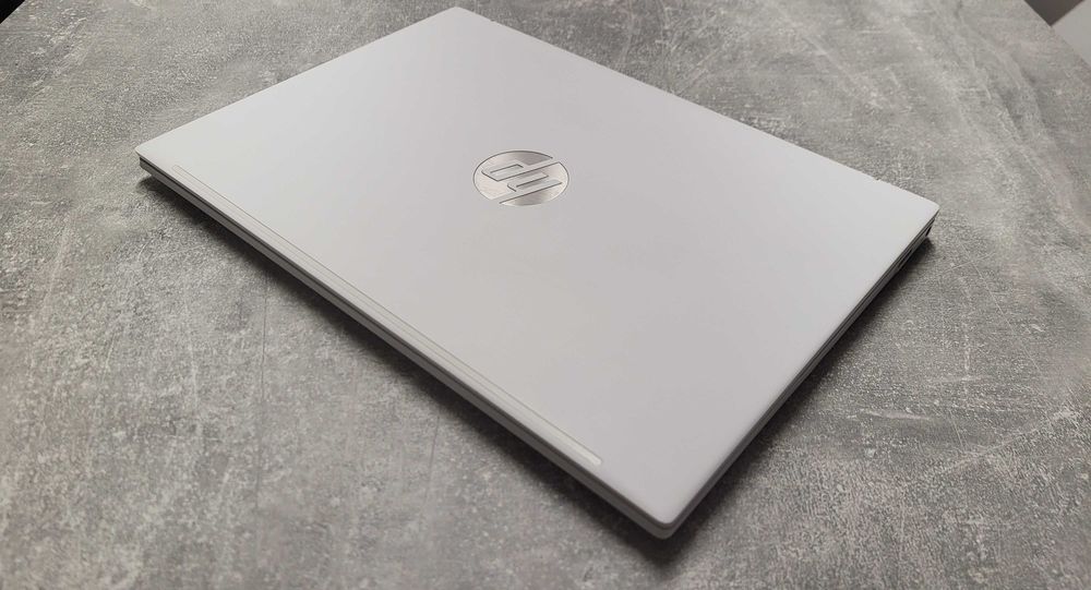 Laptop 13'3 IPS 2560x1600 matryca 100%srgb HP Pavilion 1TB SSD