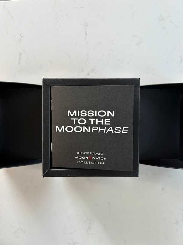 Omega x Swatch Snoopy SO33B700 Ekskluzywny Model z Moonphase