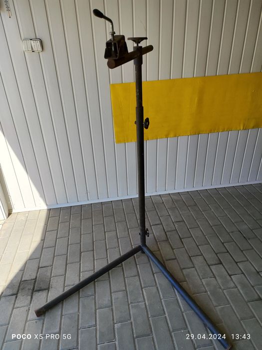 Stojak do naprawy rowerów