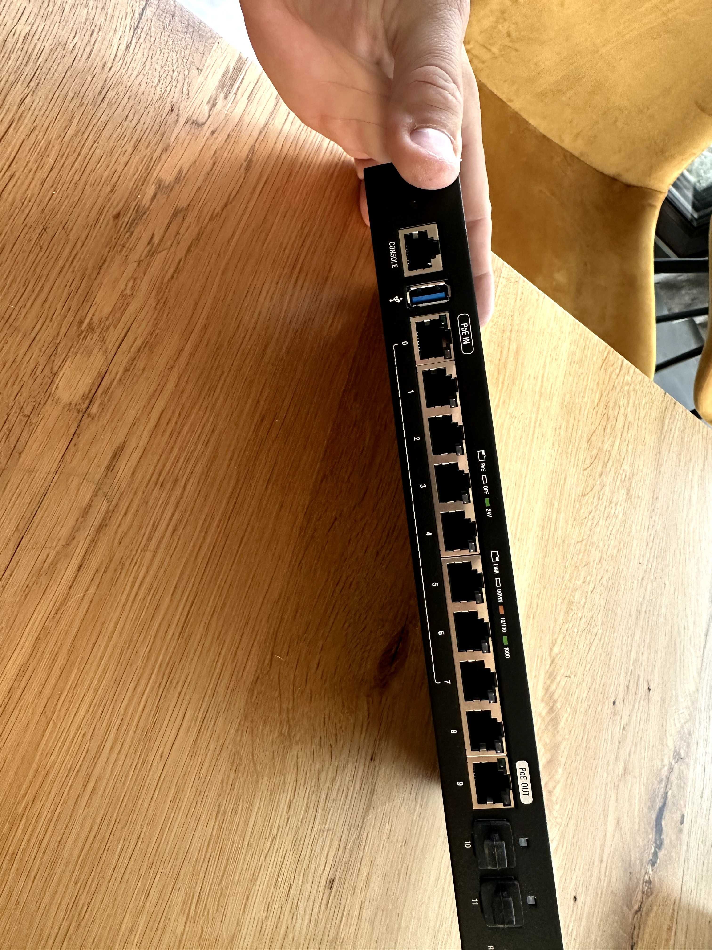 Ubiquiti Networks EdgeRouter ER-12 router Gigabit Ethernet Czarny nowy