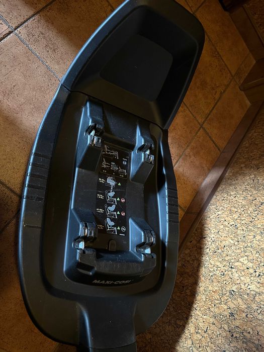 Baza Maxi-Cosi FamilyFix3