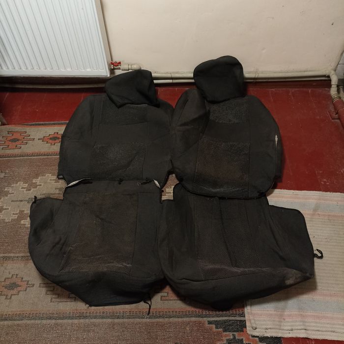 Чехли на авто універсальні