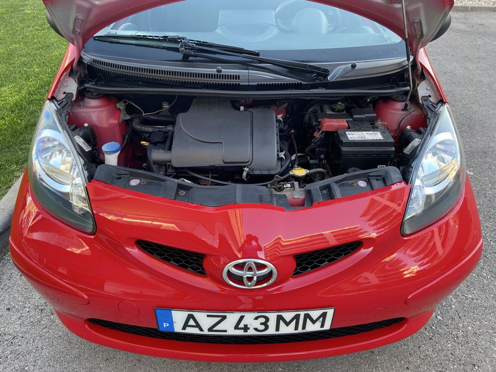Toyota Aygo • Apenas 103 MIL KM • Multimidia Carplay • IUC € 19,95