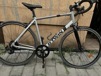 Rower szosowy B-twin