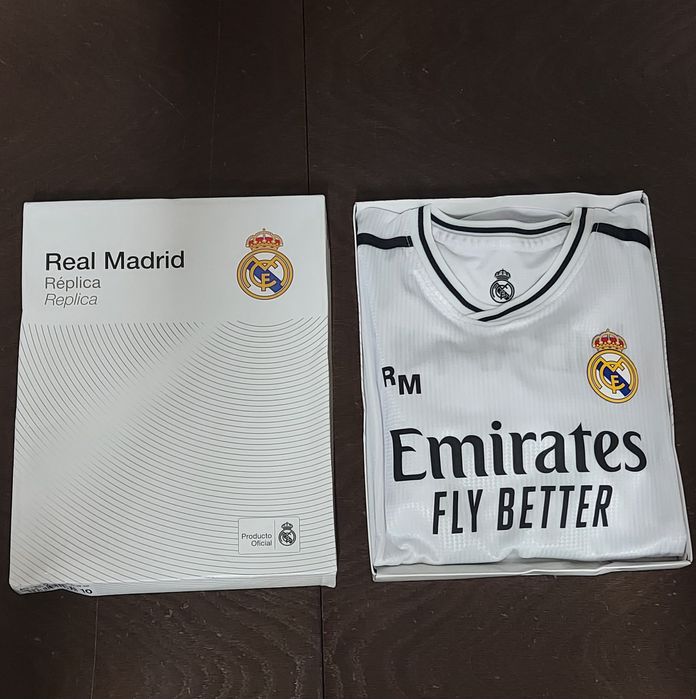 Real Madryt Mbappe komplet koszulka i spodenki roz. 10 lat na 140 cm