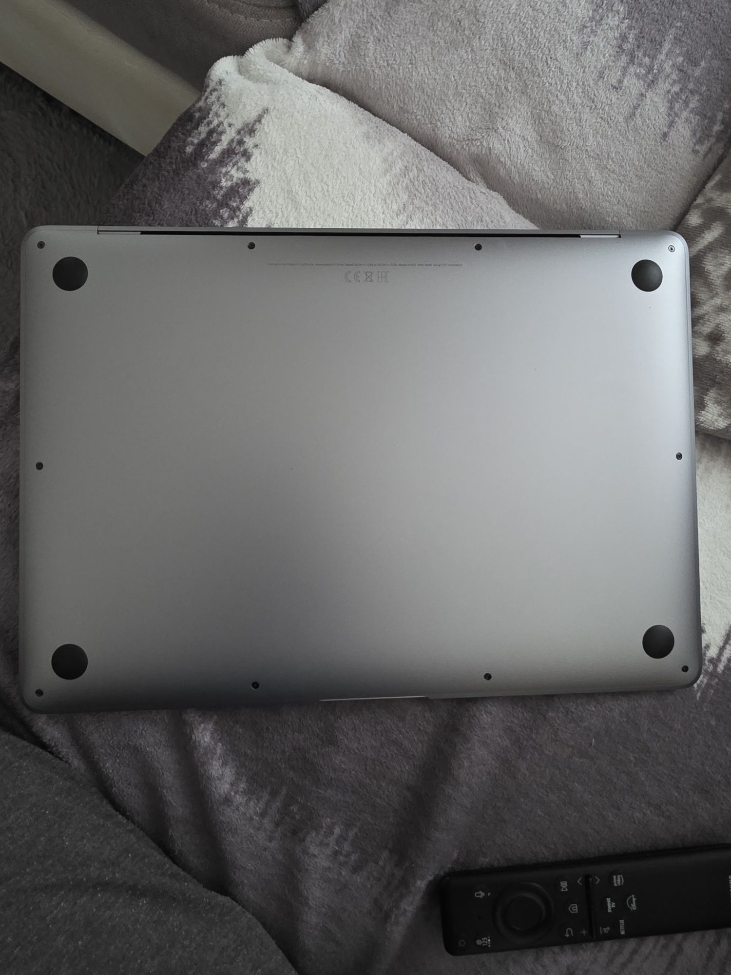 MacBook Air M1 16/256 jak nowy, stan idealny