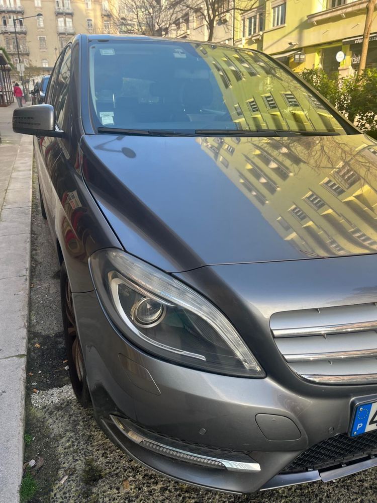 Mercedes-Benz   B180 CDi BlueEffficiency