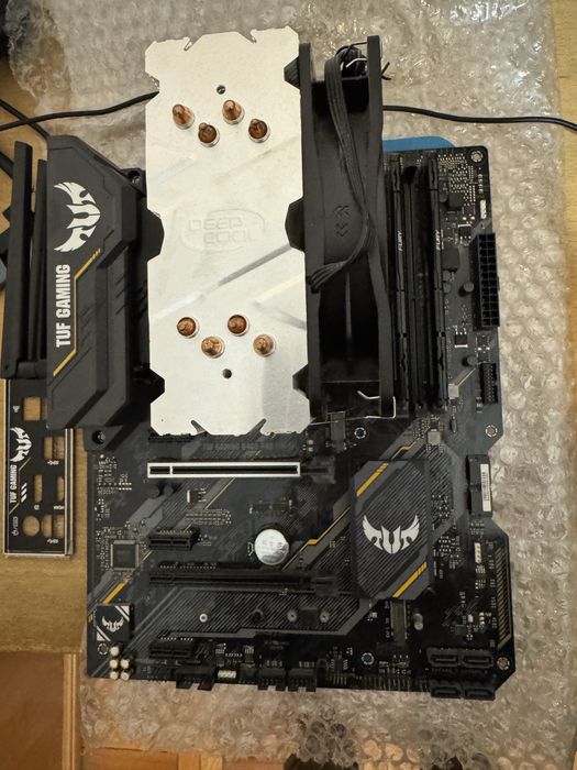 Комплект i7 10700k,  asus b460(wi-fi), 16gb ddr4 3200Mhz