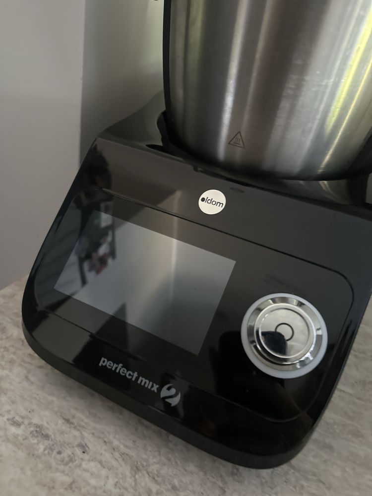Robot wielofunkcyjny eldom mfc2506 perfekt mix 2