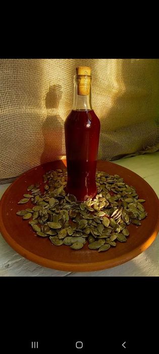 Гарбузова сиродавлена олія